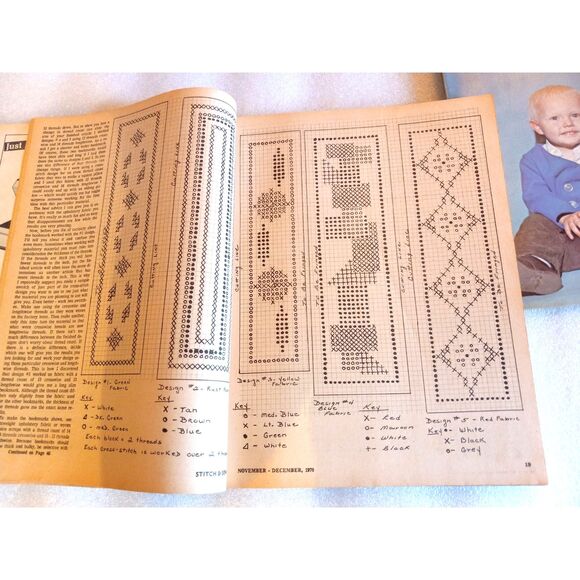 Lot of 2 Vintage Stitch N Sew Magazine Holiday Issues 1970 & 1971 Christmas - Picture 5 of 10